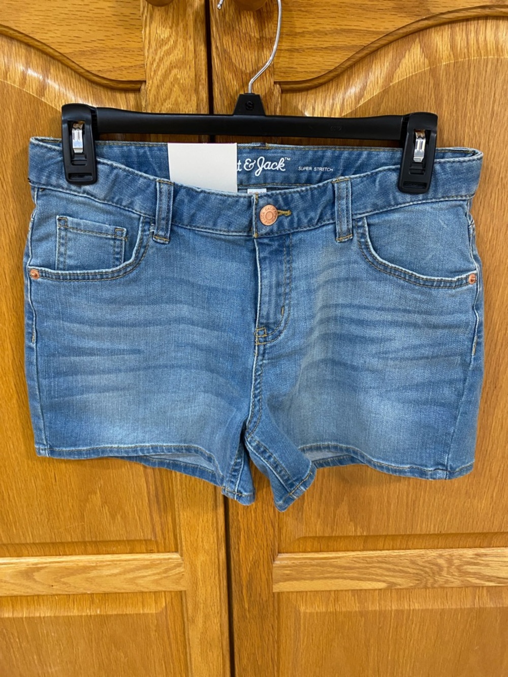 Cat & Jack Brand Girls Denim Shorts. Size XL New With Tags.